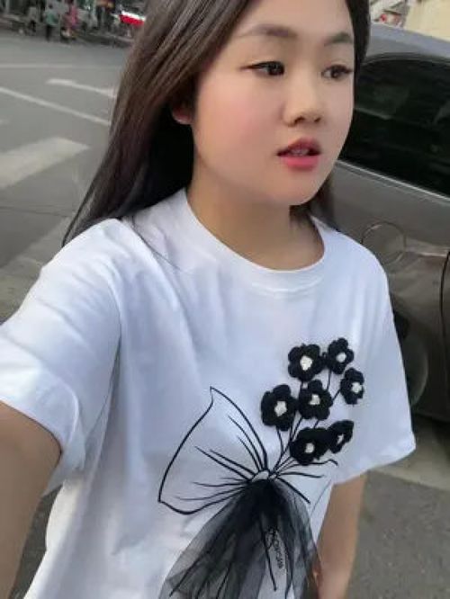 出来透透气,继续混我的日子,急个毛线,又不是只有我一个人难,又不是只有我一个人挣不到钱,